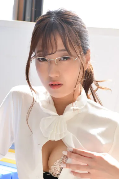 明日美かんな