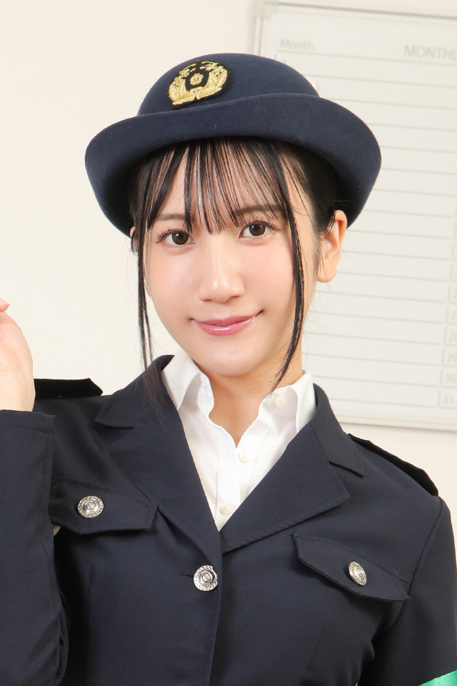 西尾まりな
