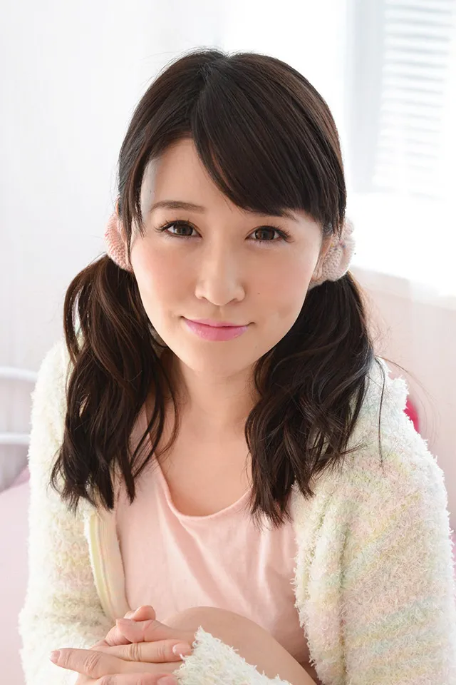武井モナ